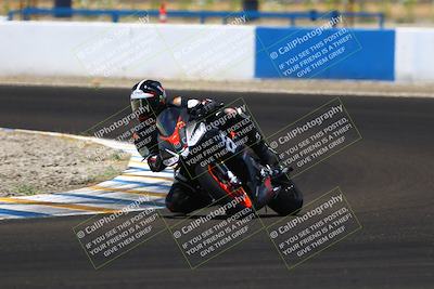 media/Jun-07-2025-TrackDaz (Sat) [[4413525952]]/A Group/1pm (Turn 1)/